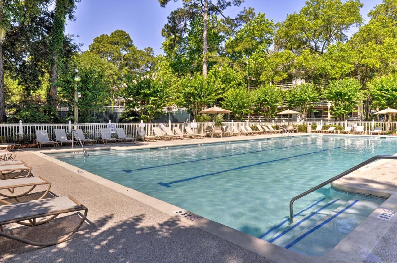 Resort-Style Hilton Head Condo - Walk To Beach! Hilton Head Island Exterior photo