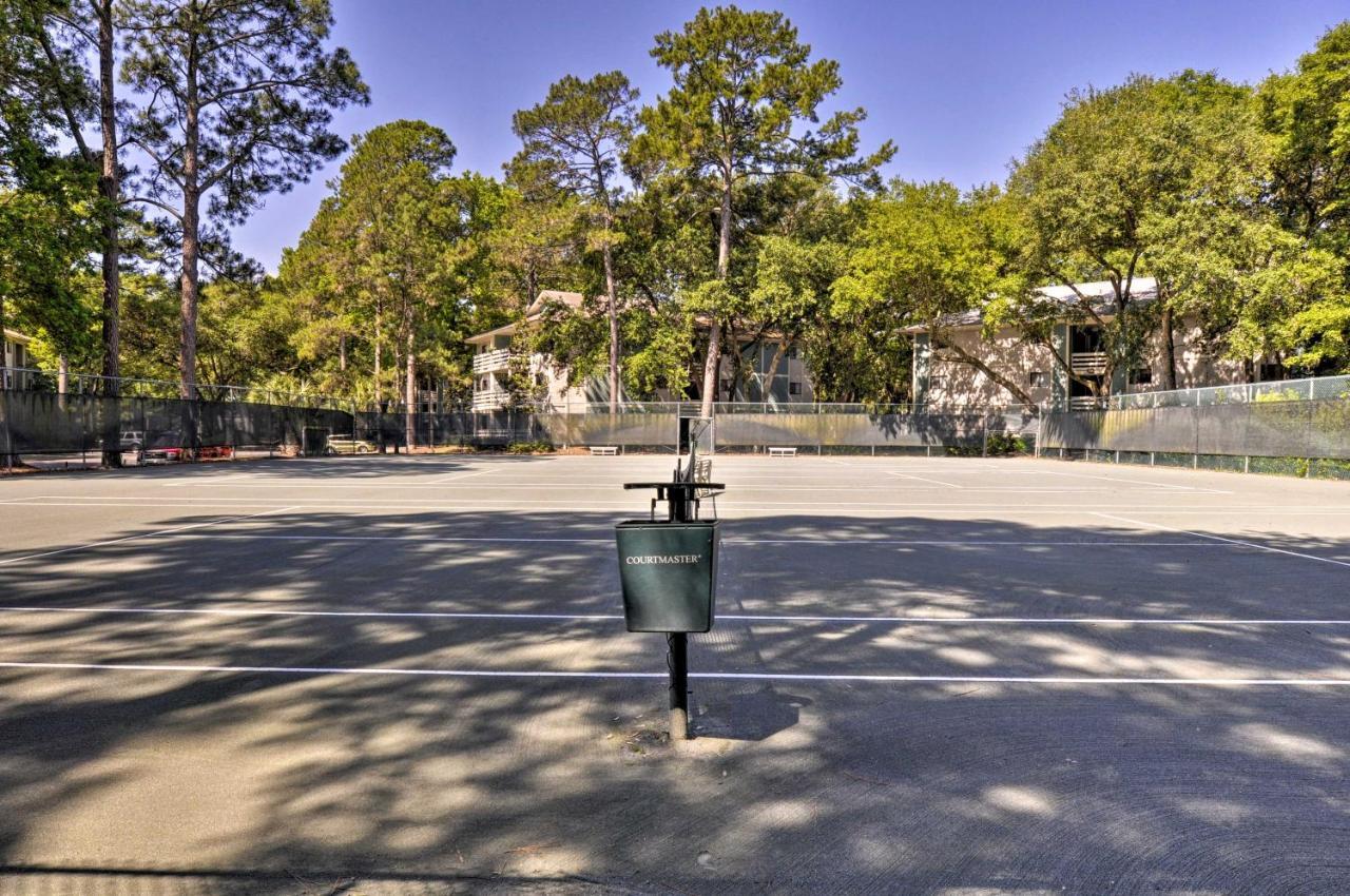 Resort-Style Hilton Head Condo - Walk To Beach! Hilton Head Island Exterior photo